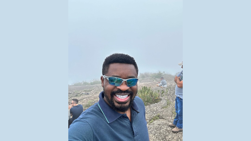 Oluwatosin Tolulope Ajidahun analisa os efeitos da insuficiência ovariana precoce nos aspectos hormonais e reprodutivos.