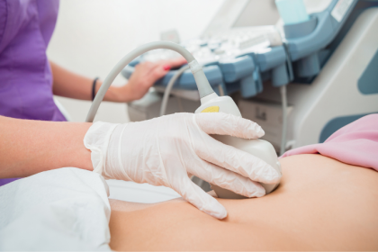Dra. Thaline Neves mostra como o uso do ultrassom no pronto-socorro acelera decisões médicas em situações de emergência.