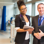 O Instituto IBDSocial destaca que a manutenção preventiva é fundamental para garantir segurança, qualidade e continuidade no atendimento hospitalar.