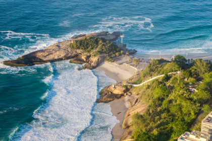 Poços de Caldas: a cidade mineira construída em cratera vulcânica que se tornou polo de águas termais no Brasil
